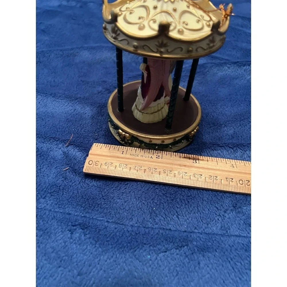 Willitts Vintage Carousel Ornament Gold hue Christmas‎ Decor